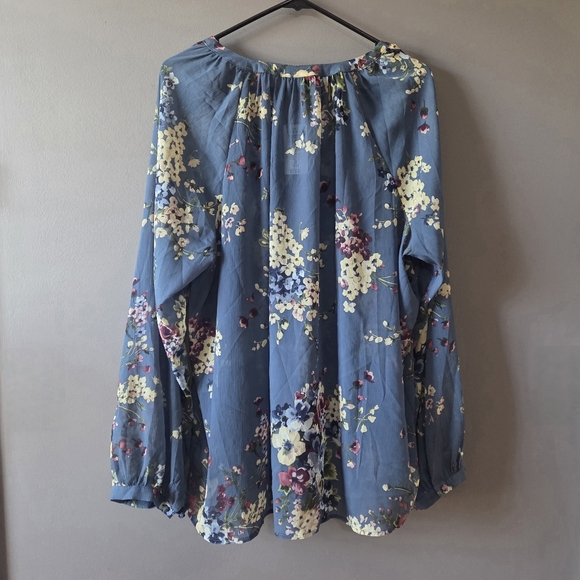 TORRID Crinkle Chiffon Raglan Tie Front Blouse Womens Plus Size 2X Blue Floral - Picture 3 of 11